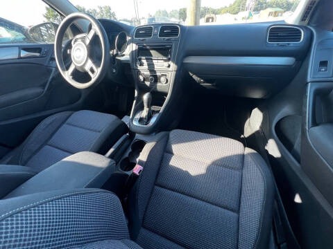 2012 Volkswagen Golf Base - Photo 10