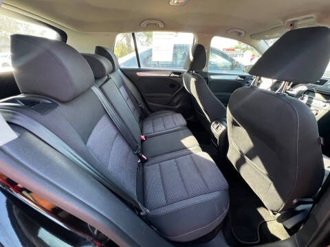 2012 Volkswagen Golf Base - Photo 14