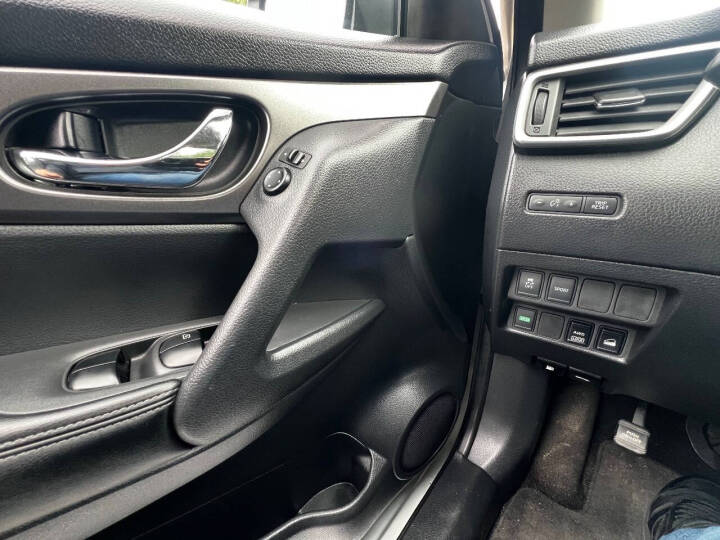 2016 Nissan Rogue S - Photo 14