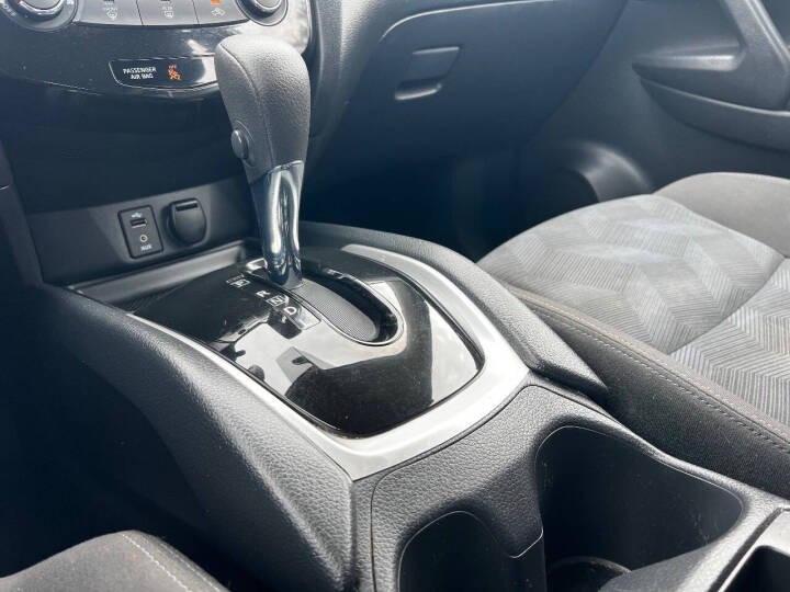 2016 Nissan Rogue S - Photo 21