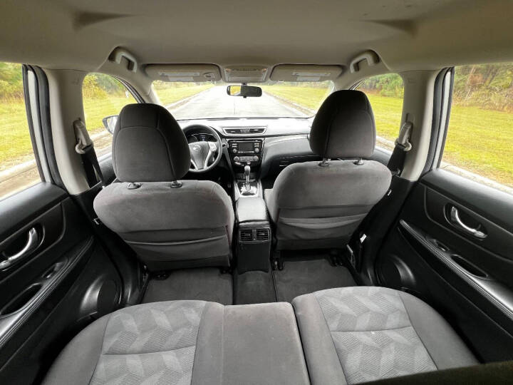 2016 Nissan Rogue S - Photo 10