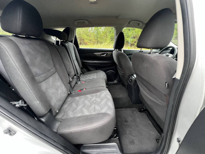 2016 Nissan Rogue S - Photo 11