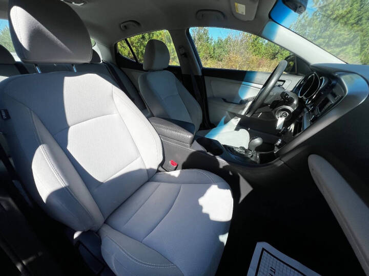 2013 Kia Optima LX - Photo 15