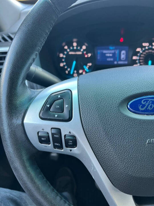 2015 Ford Explorer XLT - Photo 22