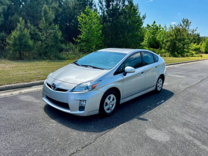 2011 Toyota Prius III's photo